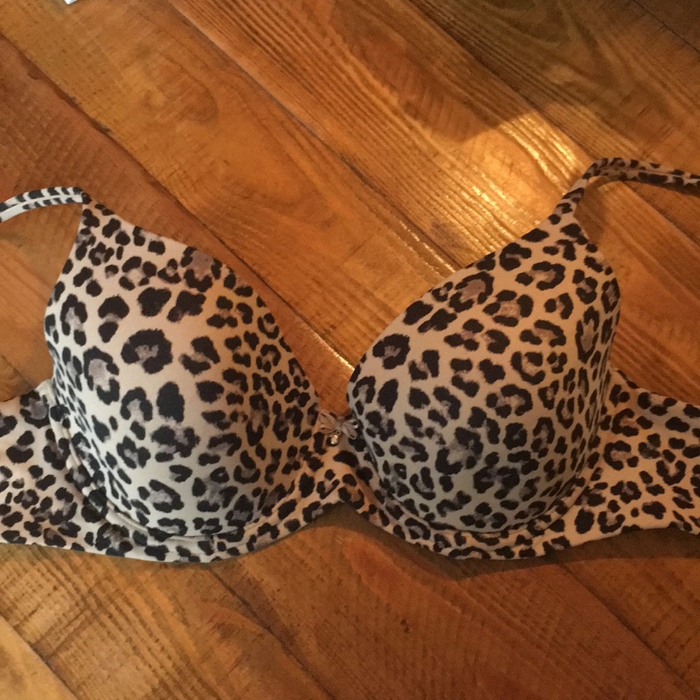 Leopard print Soma bra